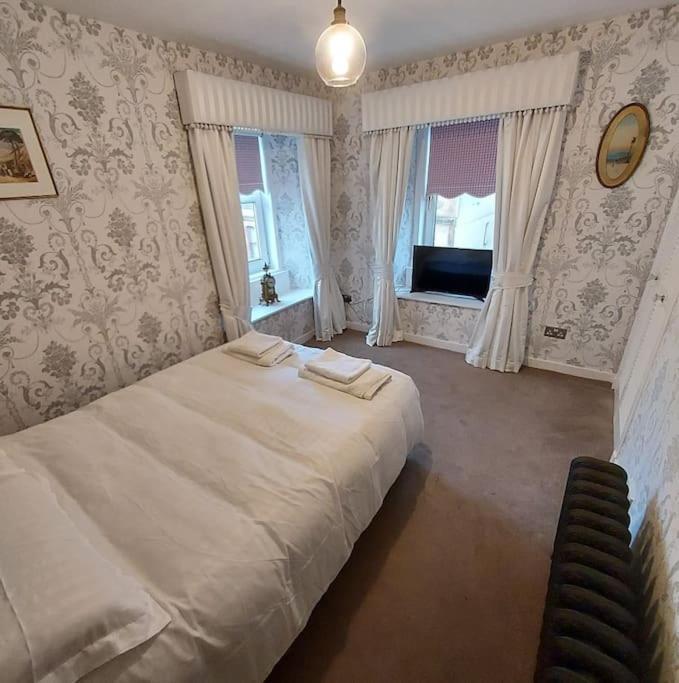 Lovely 1 Bed House In Largs, North Ayrshire Eksteriør billede