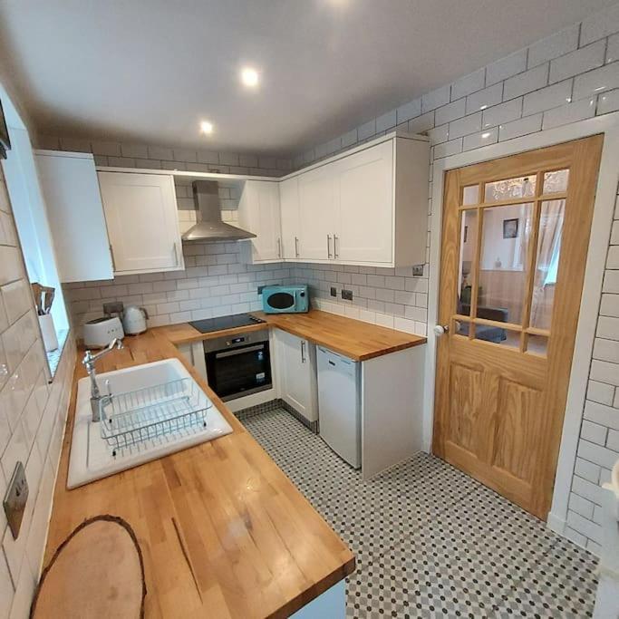 Lovely 1 Bed House In Largs, North Ayrshire Eksteriør billede