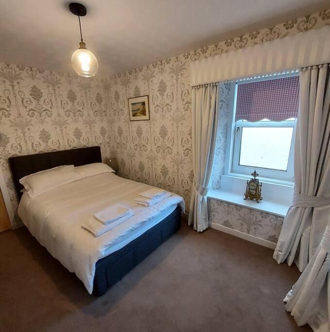 Lovely 1 Bed House In Largs, North Ayrshire Eksteriør billede