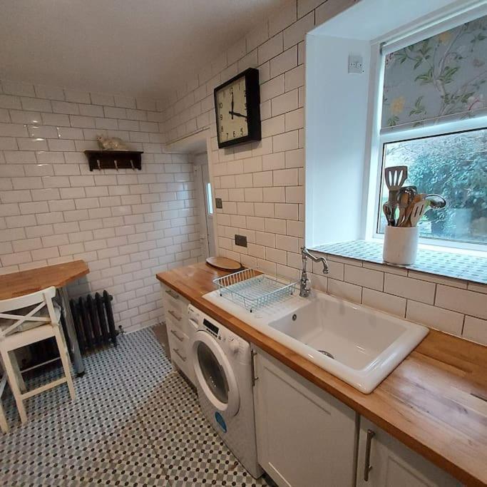 Lovely 1 Bed House In Largs, North Ayrshire Eksteriør billede